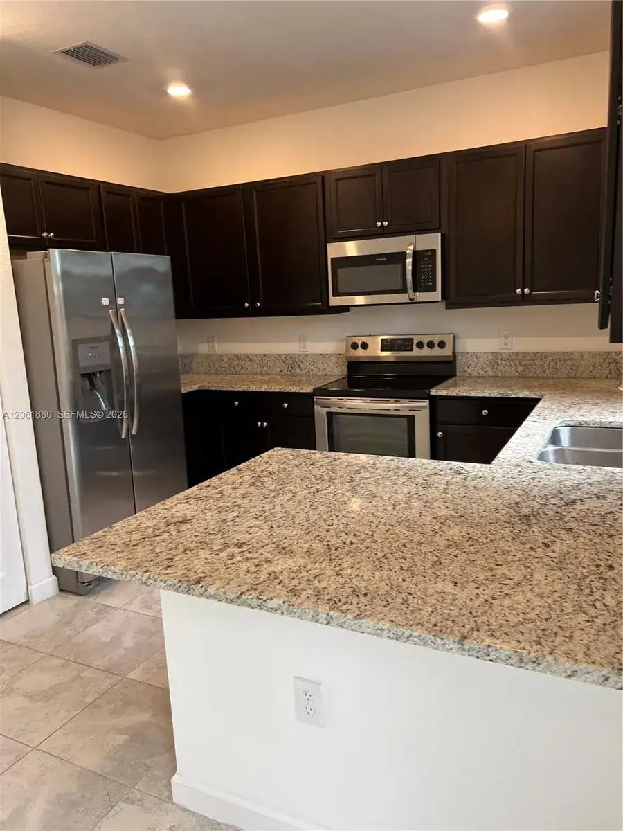 20578 NE 2nd Ct, Miami FL 33179 photo 3