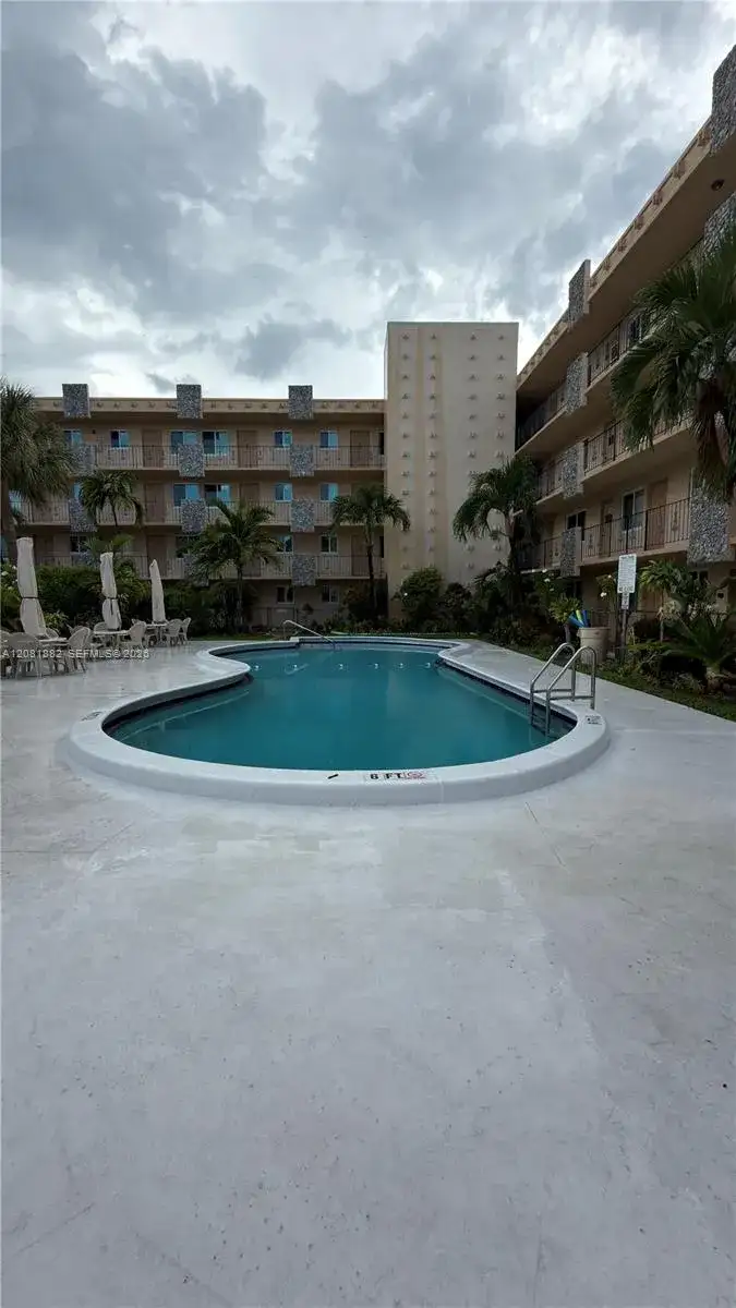 2145 Pierce St # 223, Hollywood FL 33020 photo 3