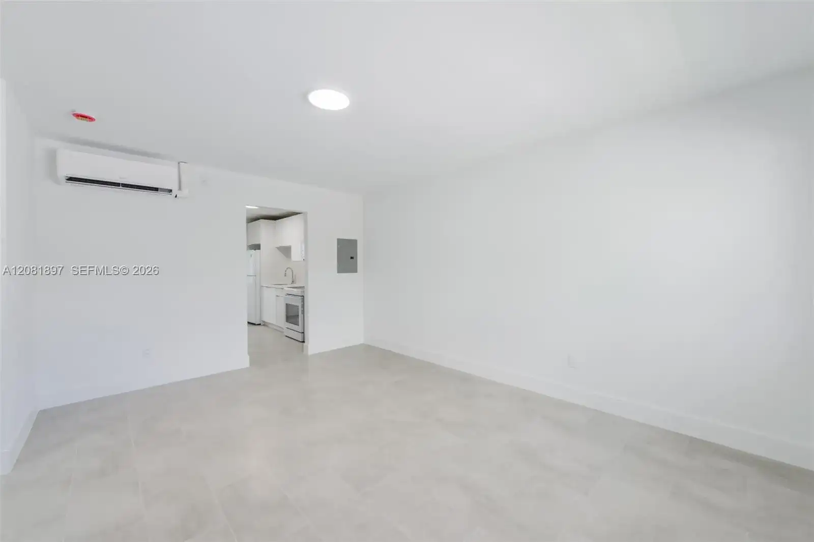 505 SW 7th Ct # 6, Miami FL 33130 photo 4