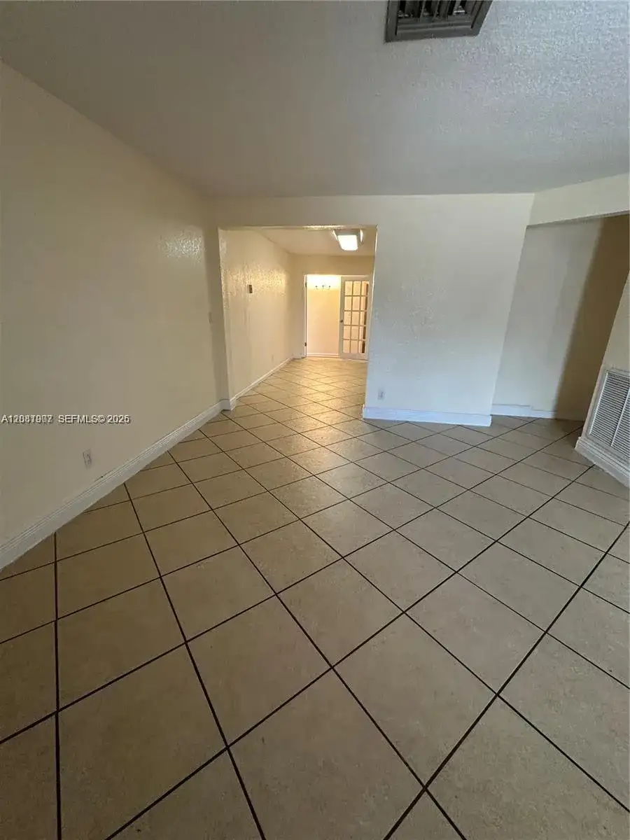 4041 SW 50th St, Dania Beach FL 33314 photo 4