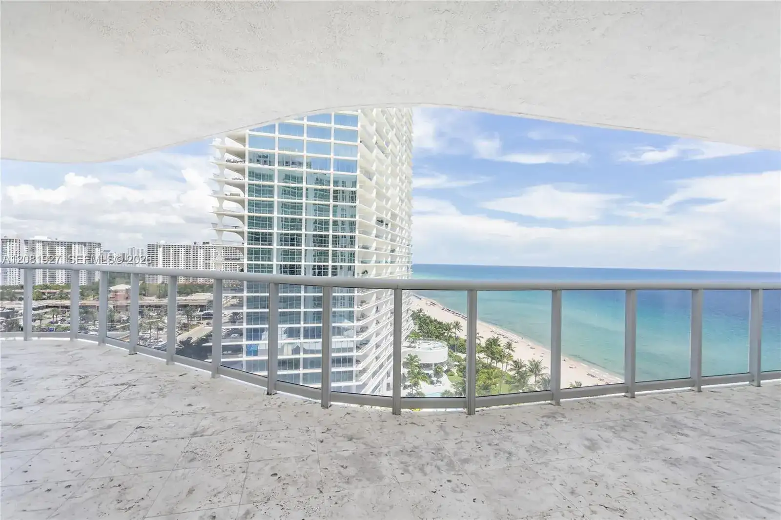 16711 N Collins Ave # 1704, Sunny Isles Beach FL 33160 photo 2