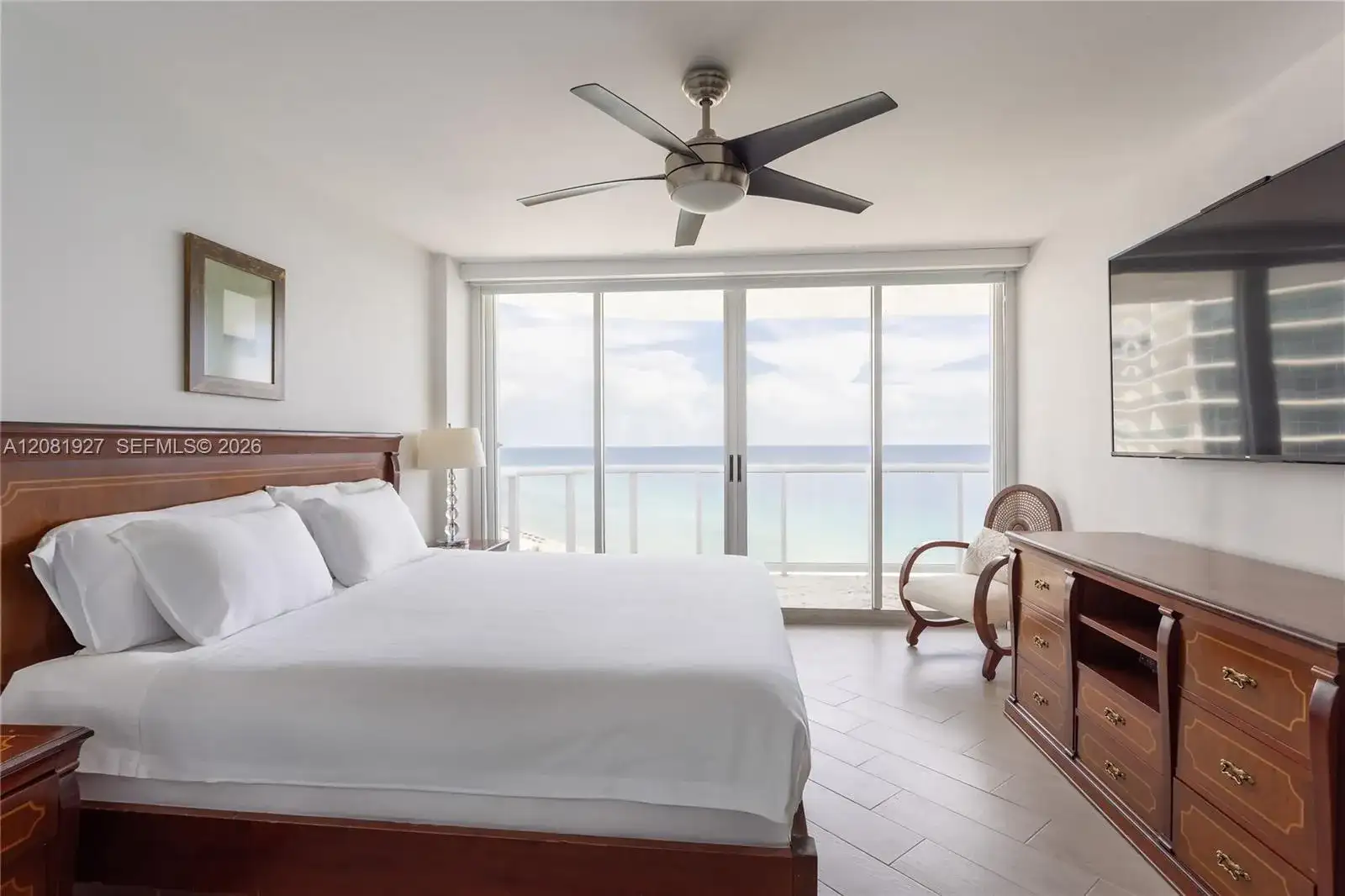 16711 N Collins Ave # 1704, Sunny Isles Beach FL 33160 photo 4