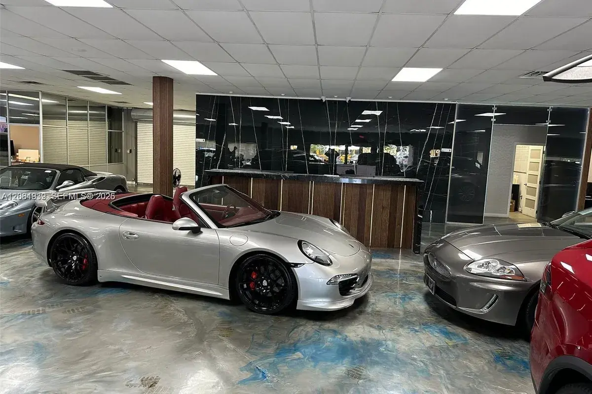 601 N State Road 7, Plantation FL 33317