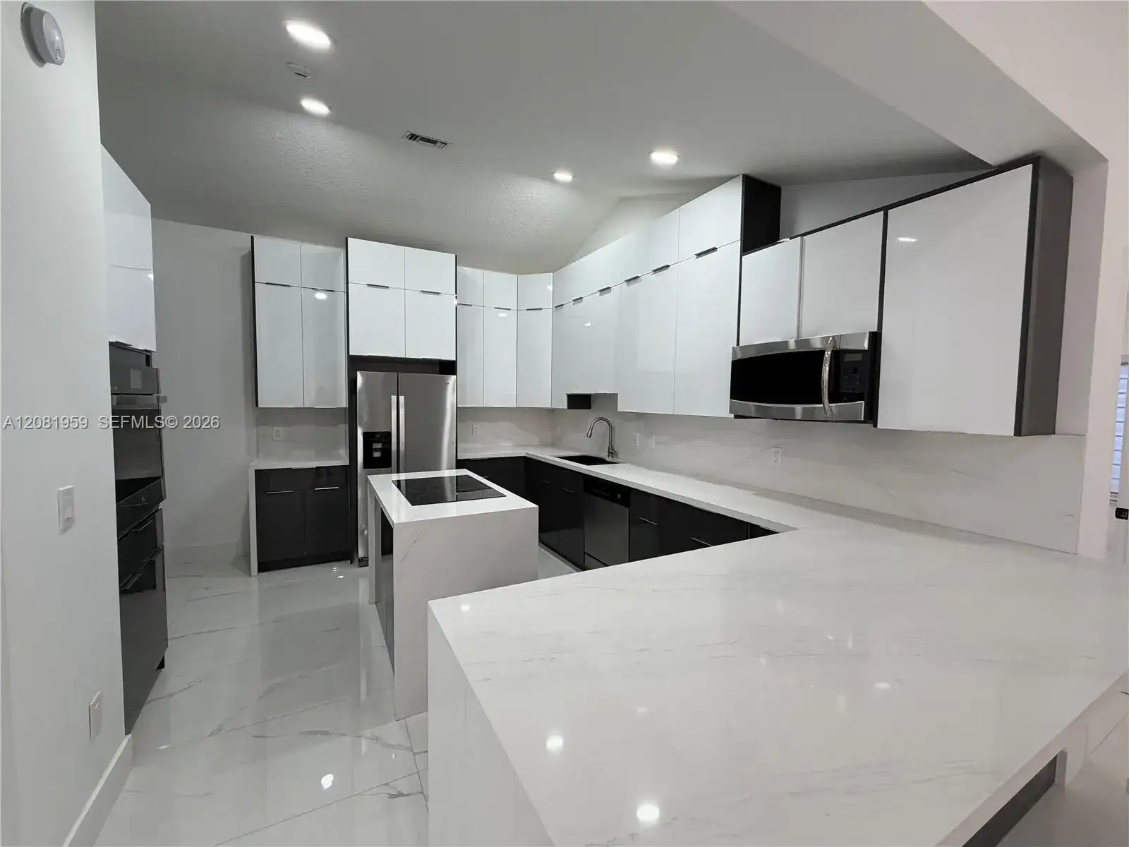 2029 Greenview Cove Dr # 2029, Wellington FL 33414 photo 3