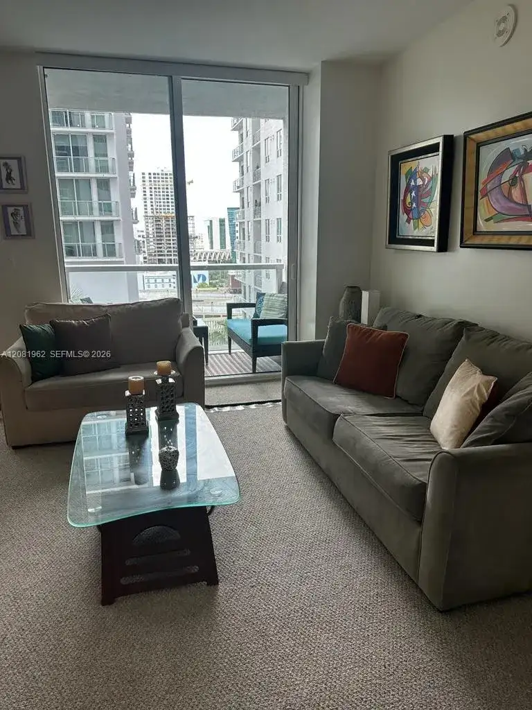 253 NE 2nd St # 1402, Miami FL 33132 photo 4