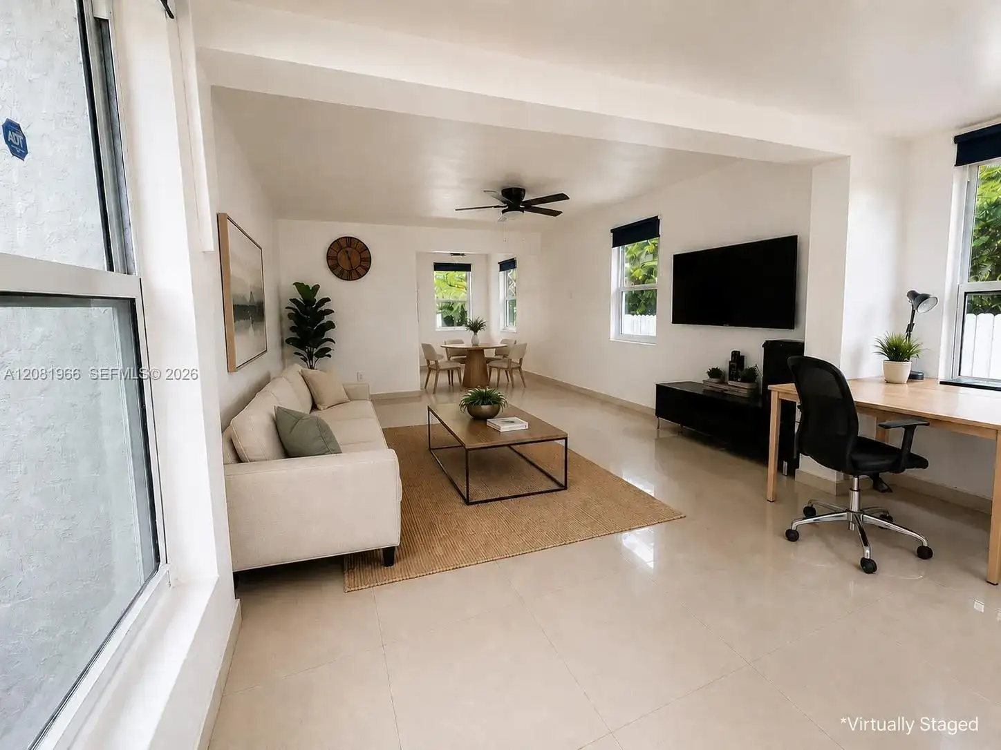 204 SW 7th Ave, Hallandale Beach FL 33009 photo 4