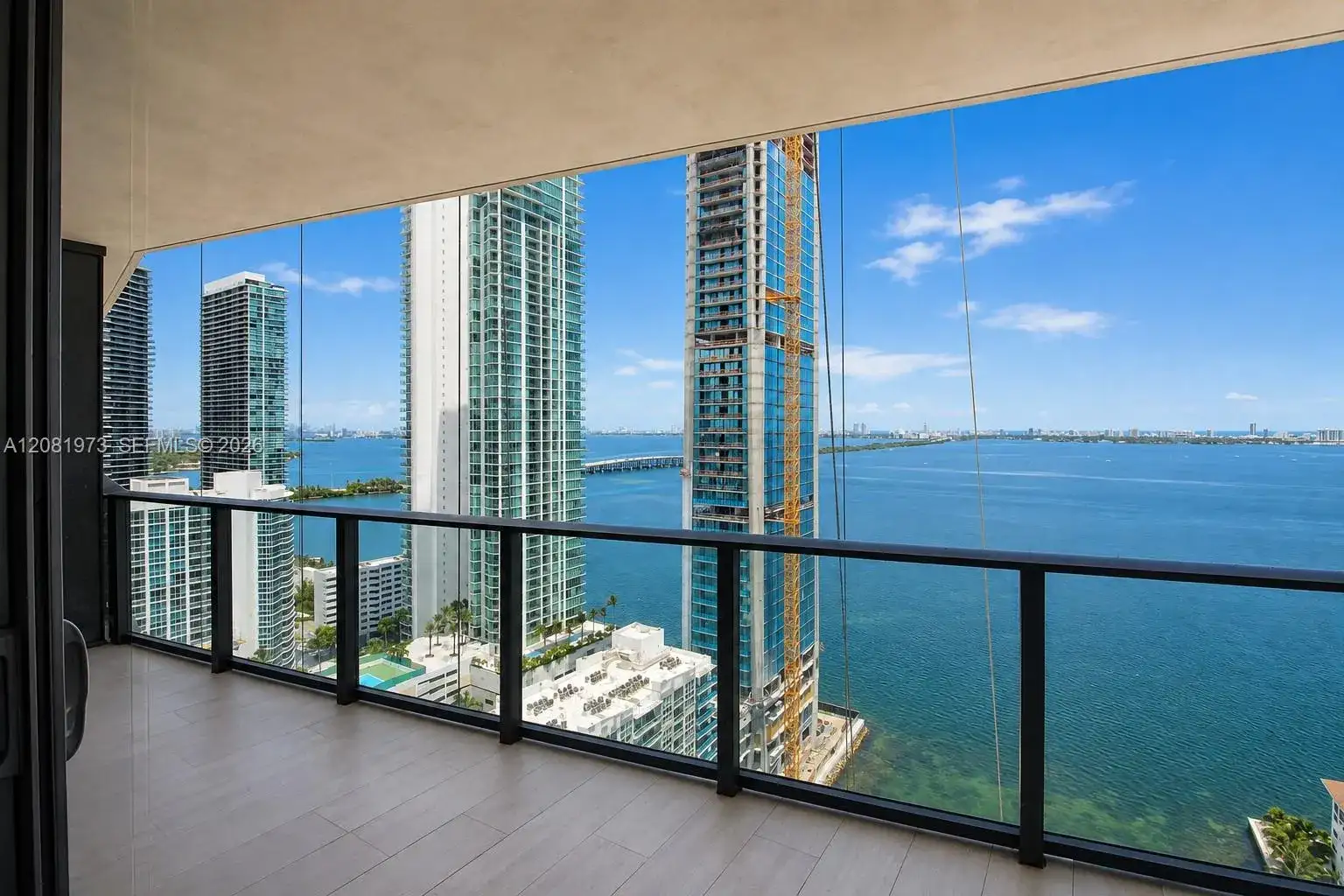 460 NE 28th St # 2806, Miami FL 33137 photo 2