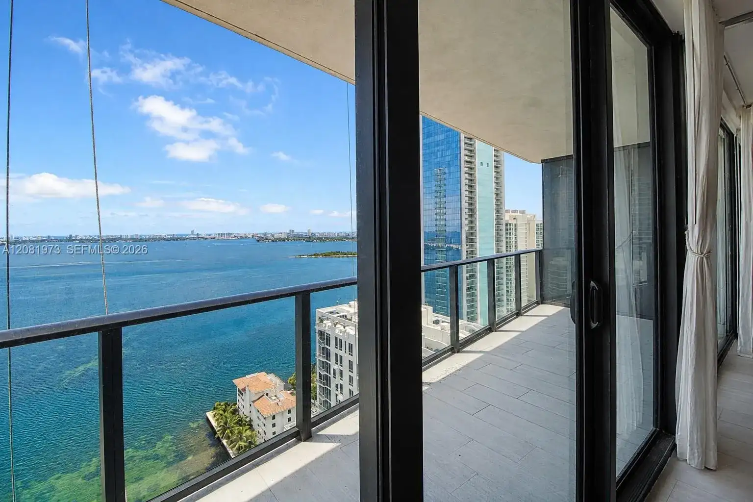 460 NE 28th St # 2806, Miami FL 33137 photo 3