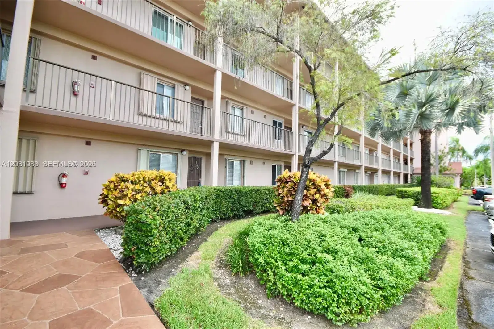 1650 SW 124th Ter # 102D, Pembroke Pines FL 33027 photo 3