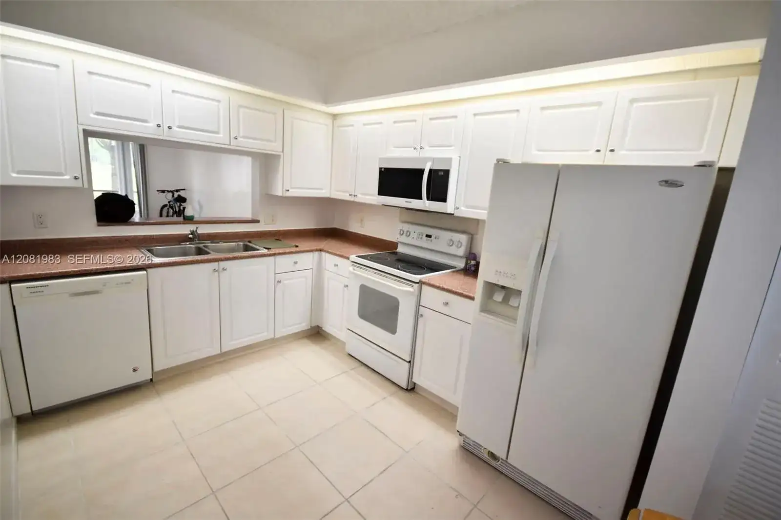 1650 SW 124th Ter # 102D, Pembroke Pines FL 33027 photo 4