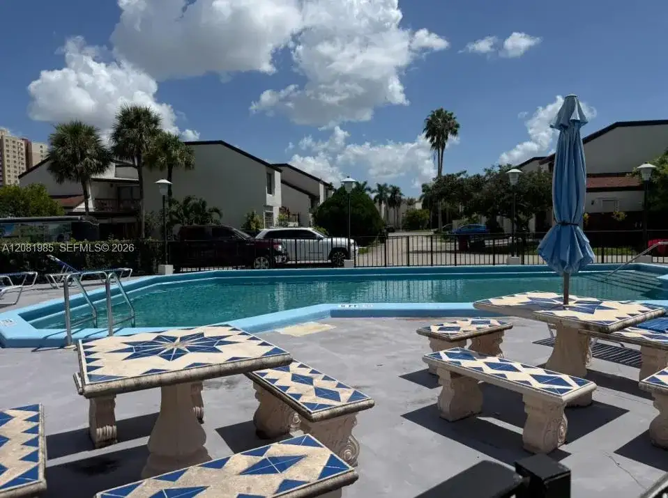 9764 NW 4th Ln # 9764, Miami FL 33172 photo 4