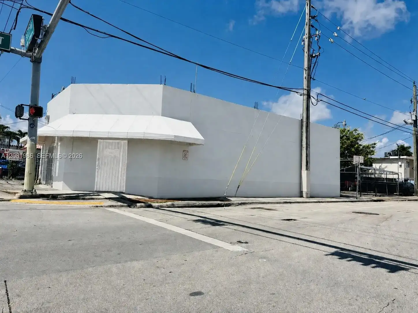 600 SW 17th Ave, Miami FL 33135