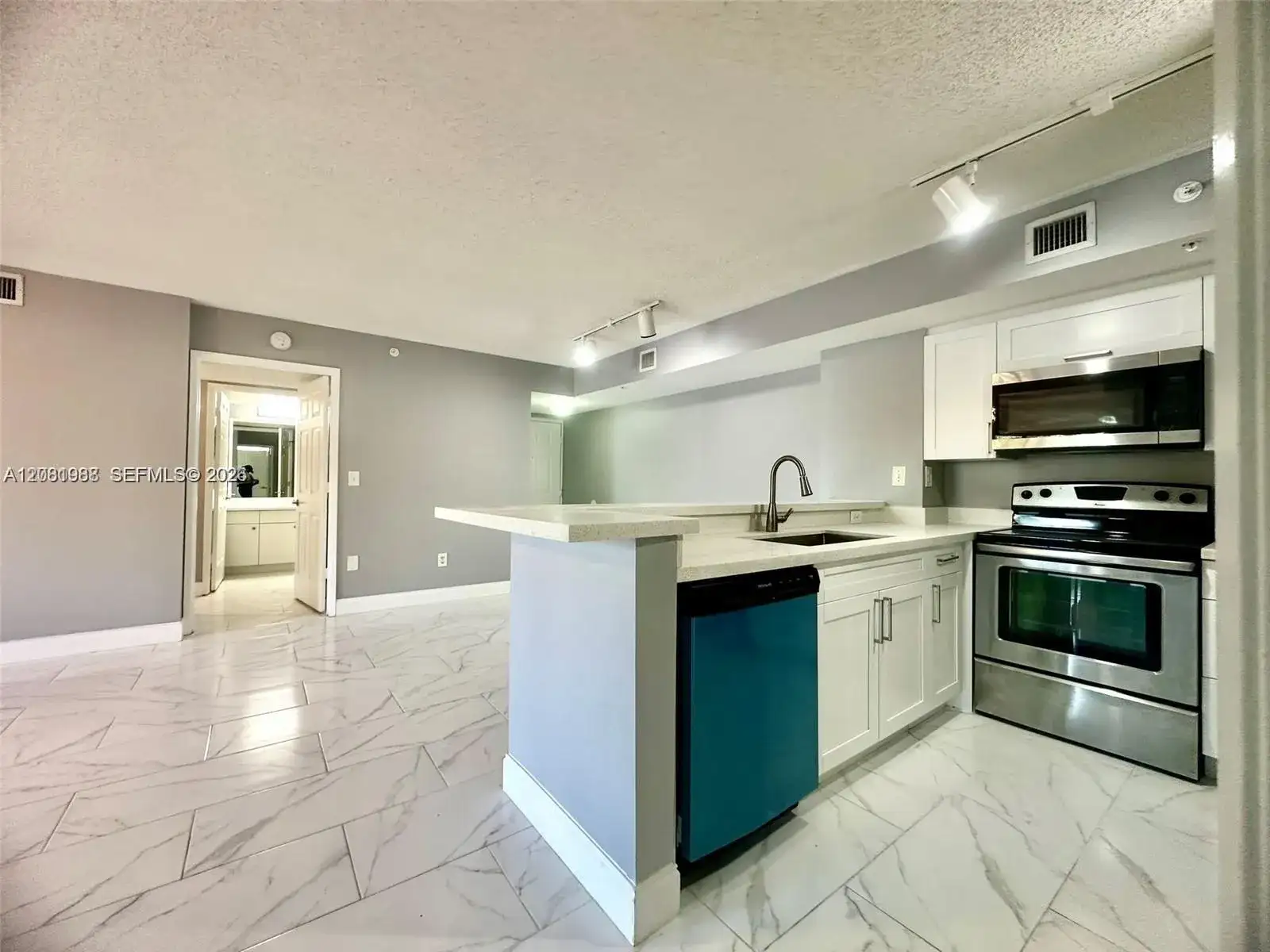 2620 S University Dr # 105, Davie FL 33328 photo 5