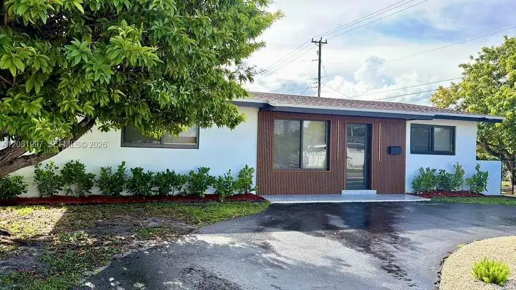 3210 SW 94th Ct, Miami FL 33165 photo 3