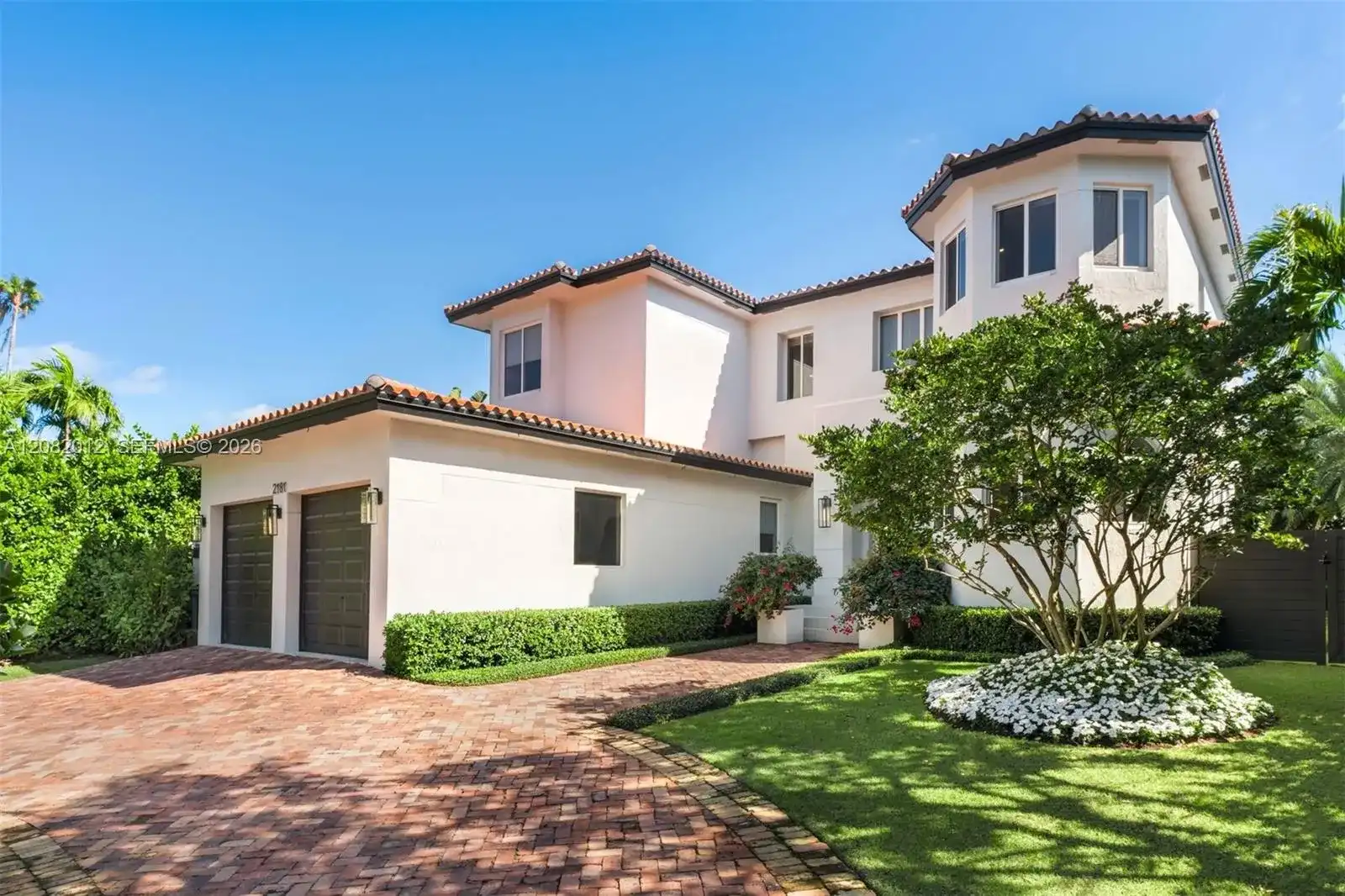 2181 N Bay Rd, Miami Beach FL 33140