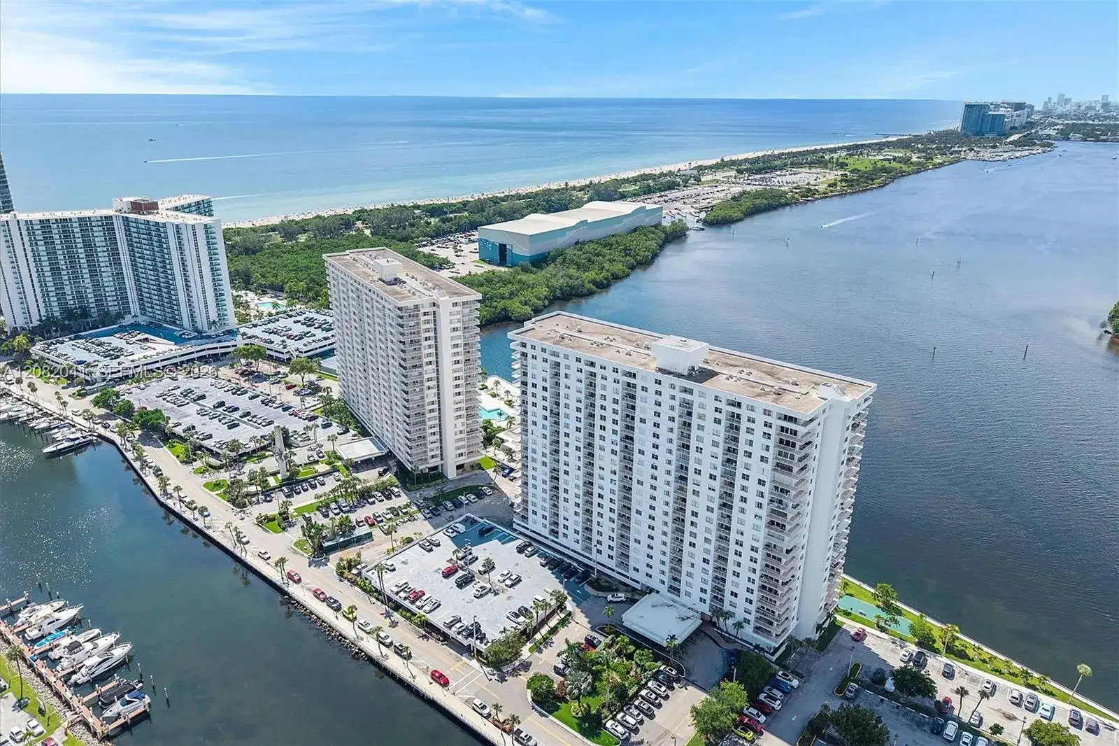 500 Bayview Dr # 1920, Sunny Isles Beach FL 33160 photo 2