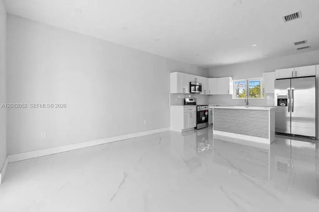 31569 Avenue D, Big Pine FL 33043 photo 4