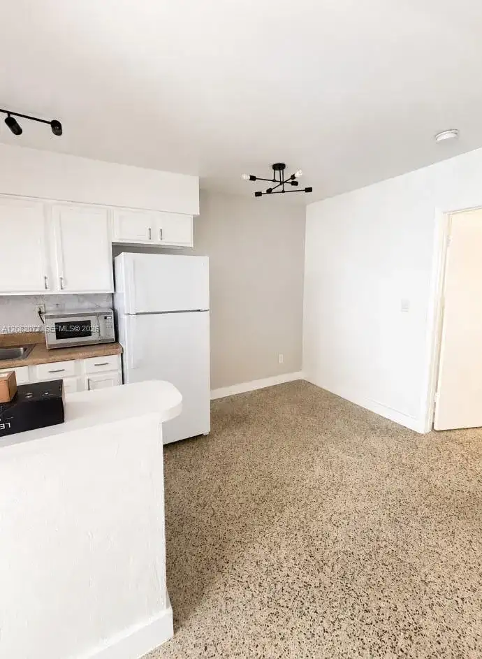 33 W 22nd St # 2, Hialeah FL 33010 photo 2