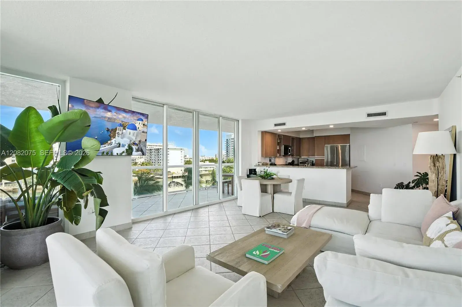 10 Venetian Way # 604, Miami Beach FL 33139