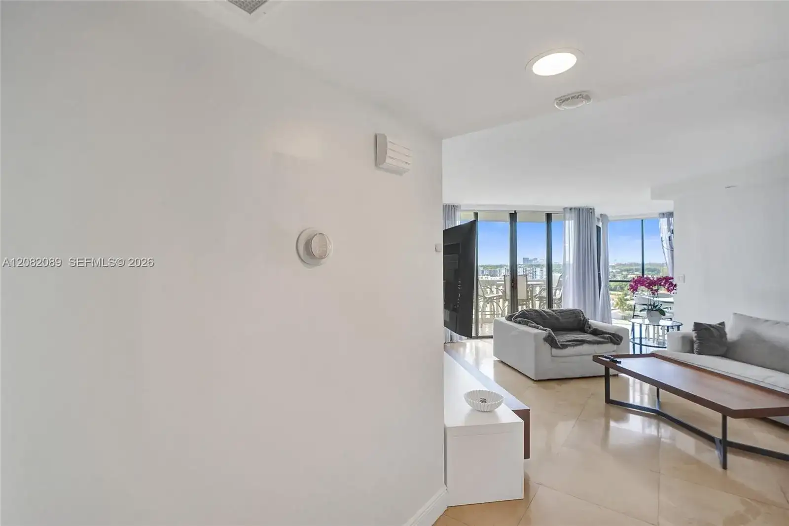 1000 E Island Blvd # 1403, Aventura FL 33160 photo 2