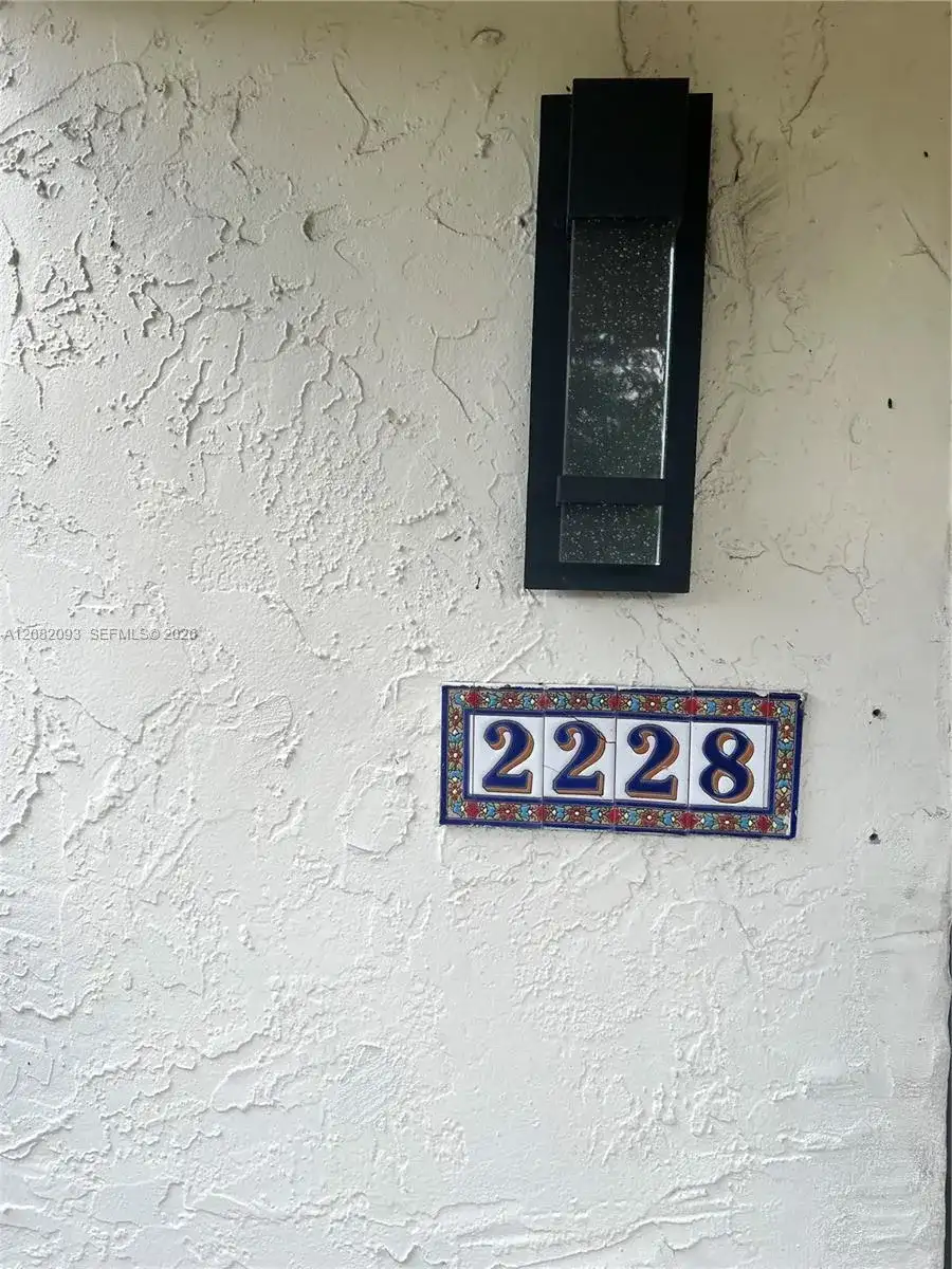 2228 SW 58th Ct, Miami FL 33155 photo 5