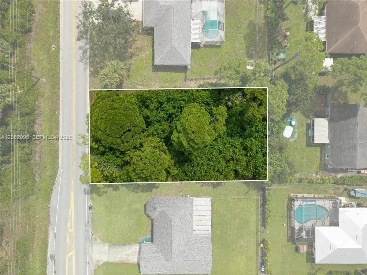 1855 SW 17th Ln SW, Vero Beach FL 32962 photo 2