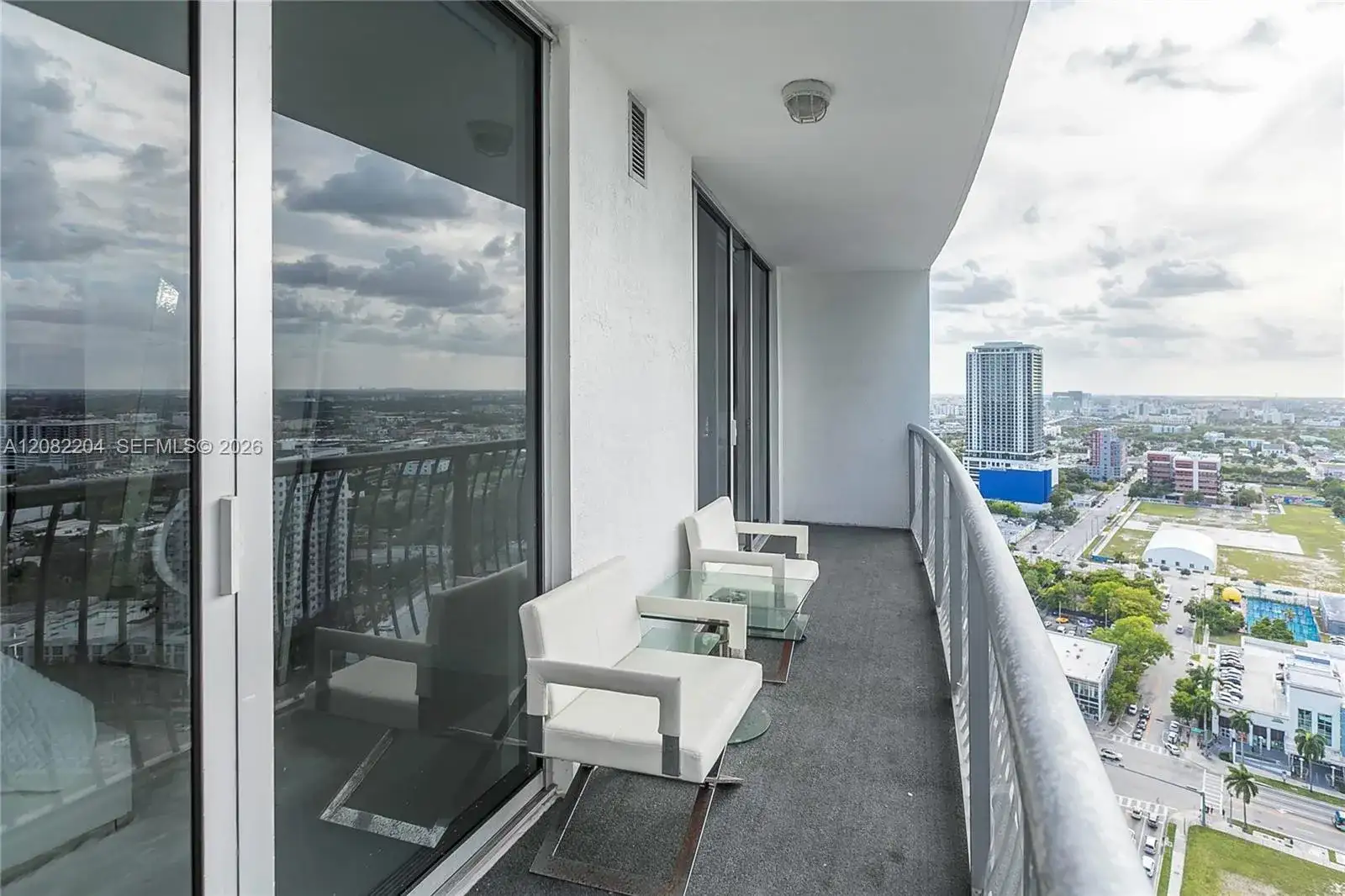 1750 N Bayshore Dr # 3211, Miami FL 33132 photo 2