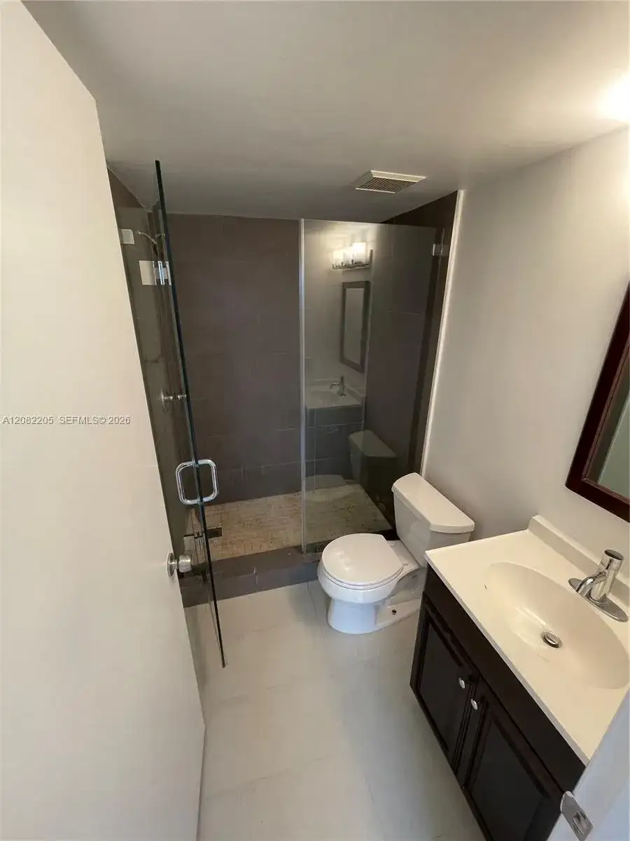 2575 SW 27th Ave # 506, Miami FL 33133 photo 4