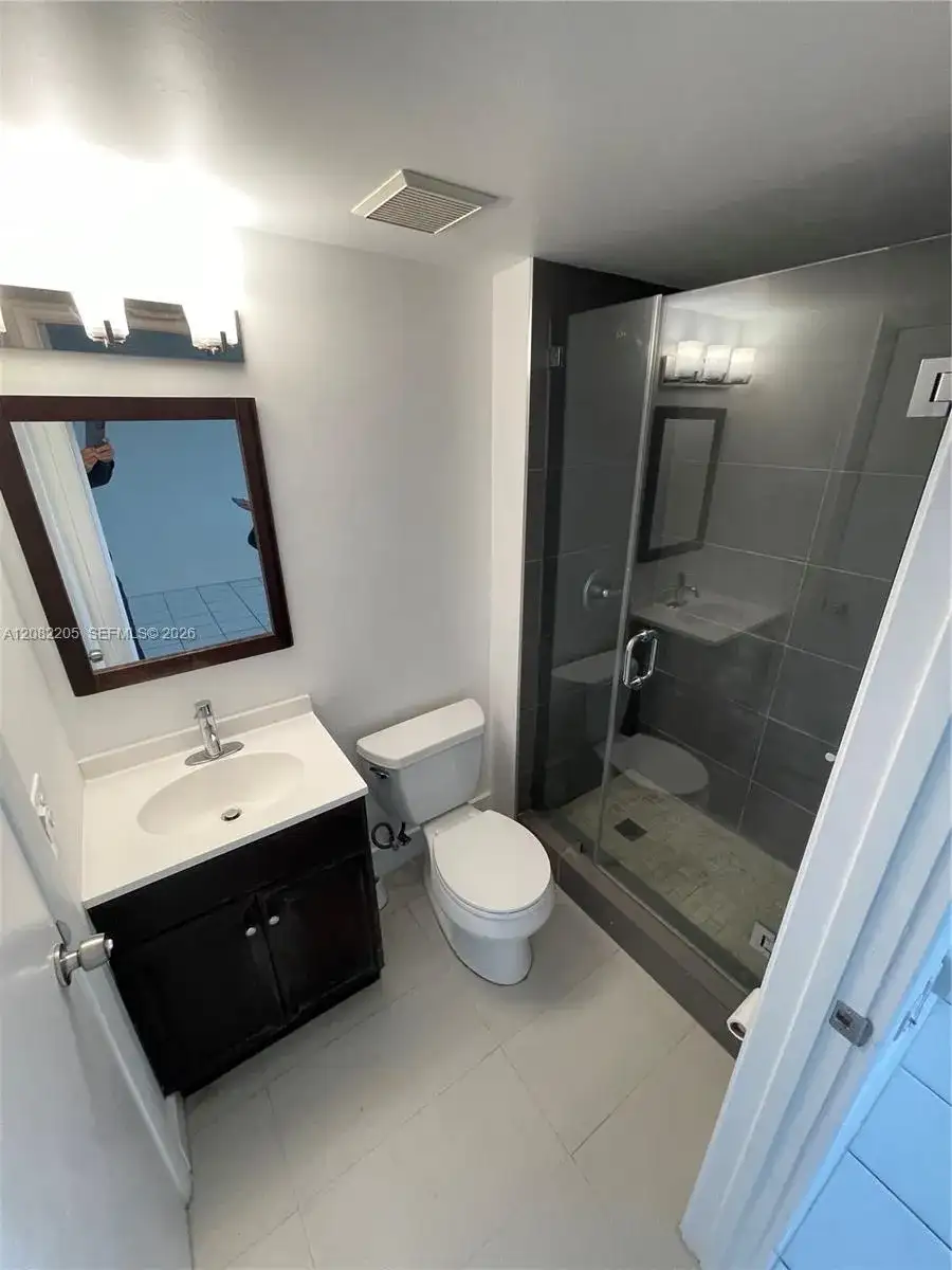 2575 SW 27th Ave # 506, Miami FL 33133 photo 5
