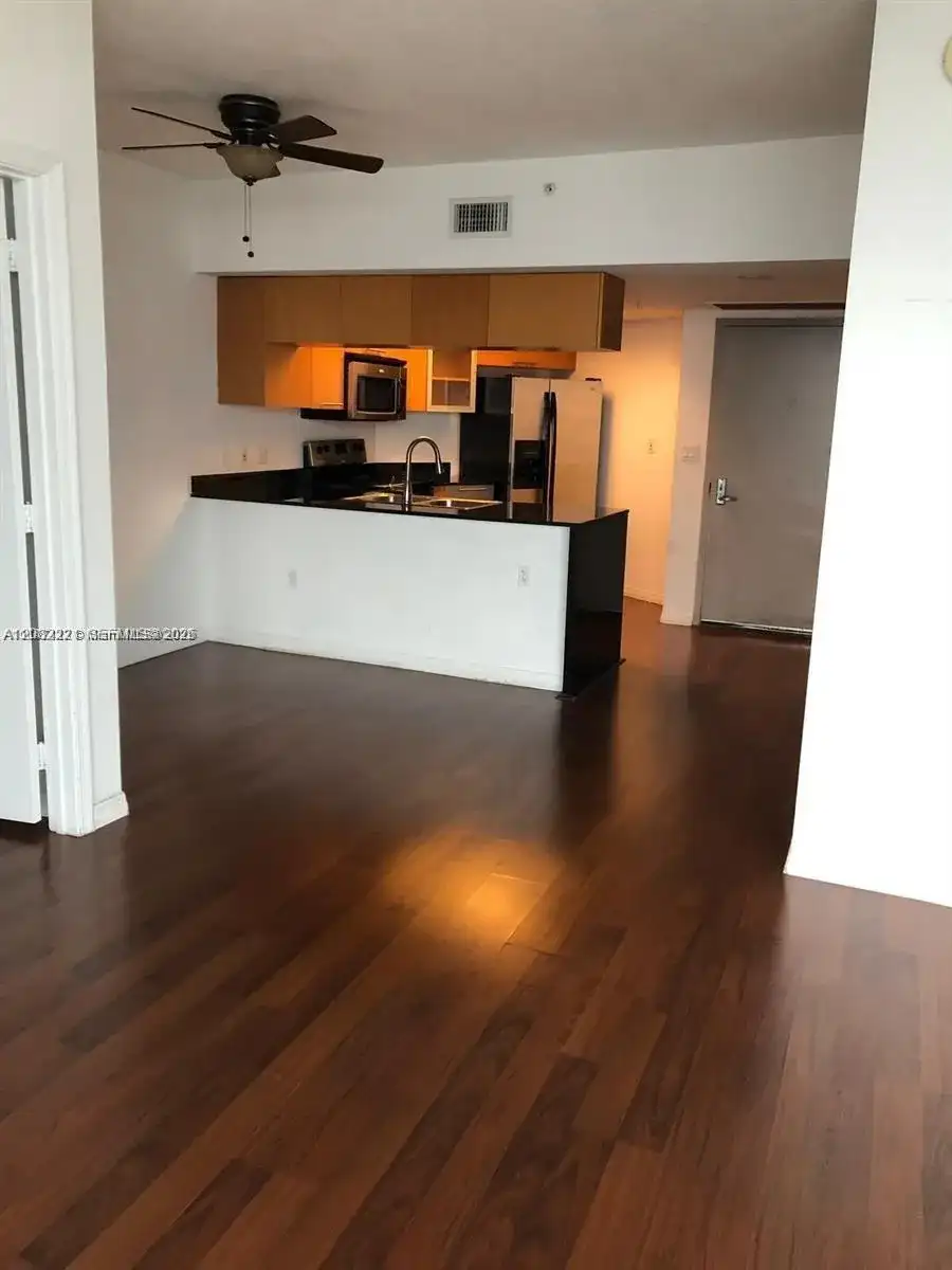 1750 N Bayshore Dr # 3015, Miami FL 33132