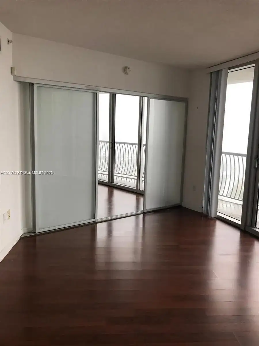 1750 N Bayshore Dr # 3015, Miami FL 33132 photo 5
