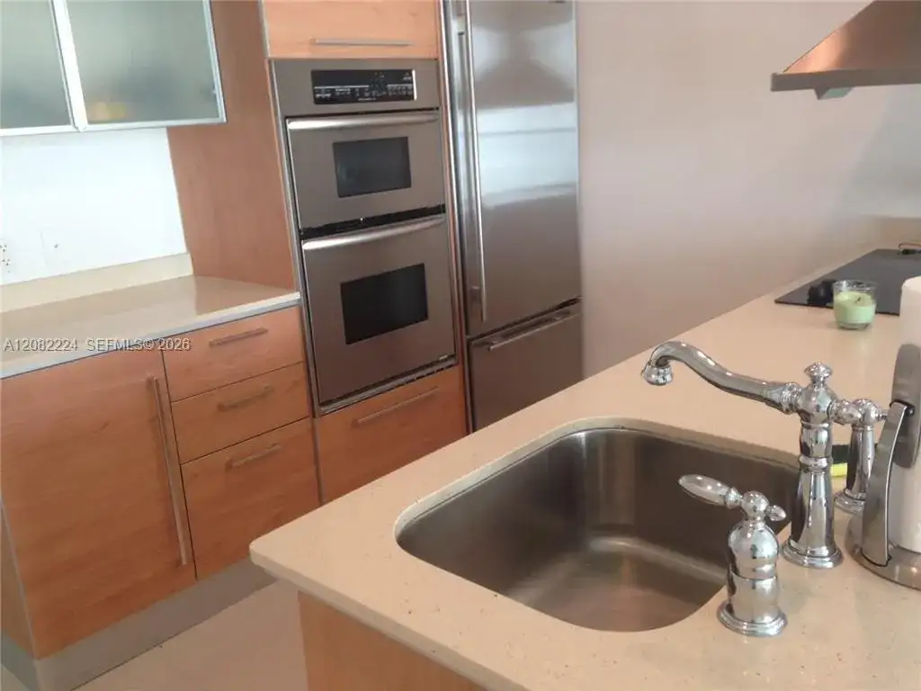 218 SE 14th St # 2108, Miami FL 33131 photo 5