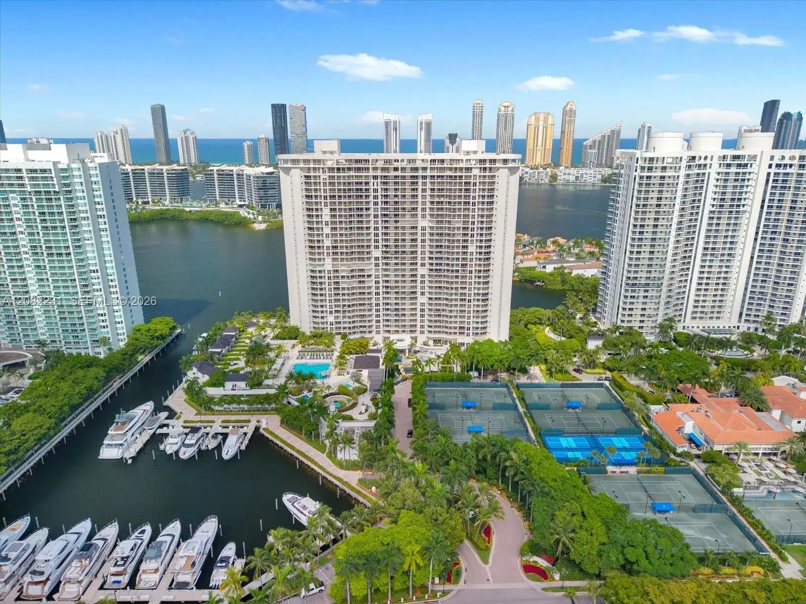 7000 Island Blvd # L105, Aventura FL 33160