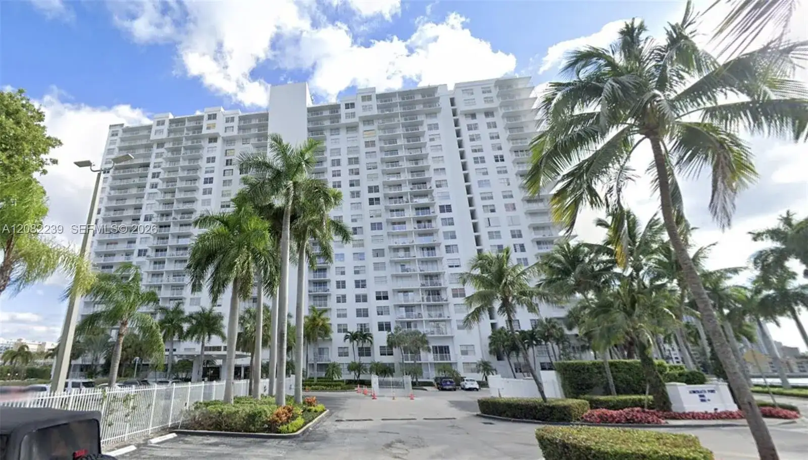 2851 NE 183rd St # 501E, Aventura FL 33160 photo 2