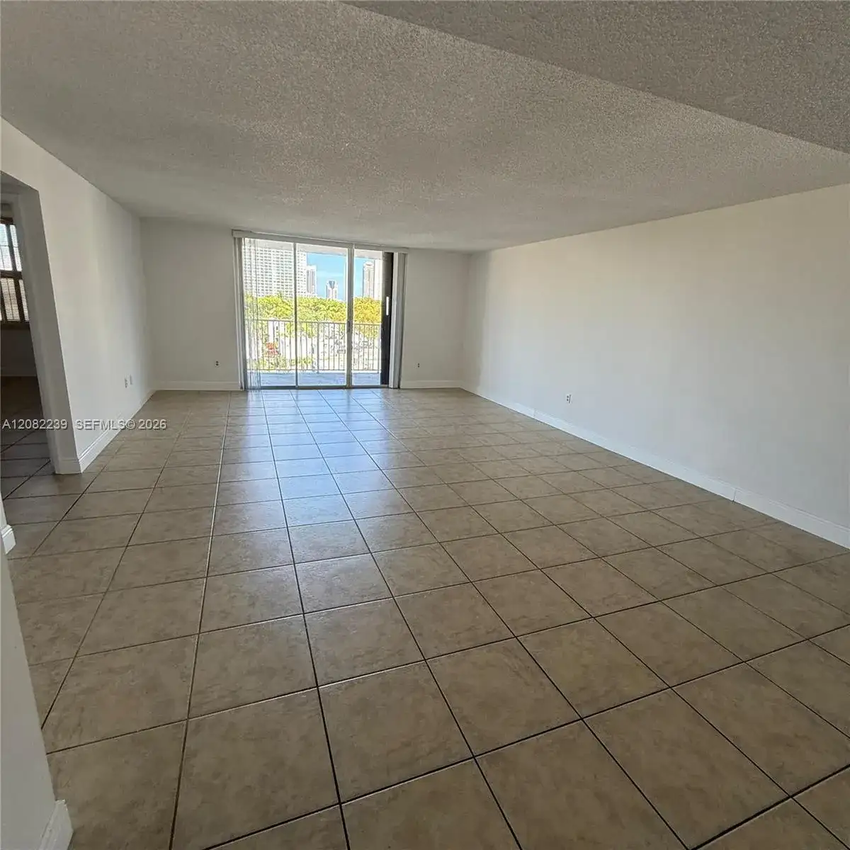 2851 NE 183rd St # 501E, Aventura FL 33160 photo 3