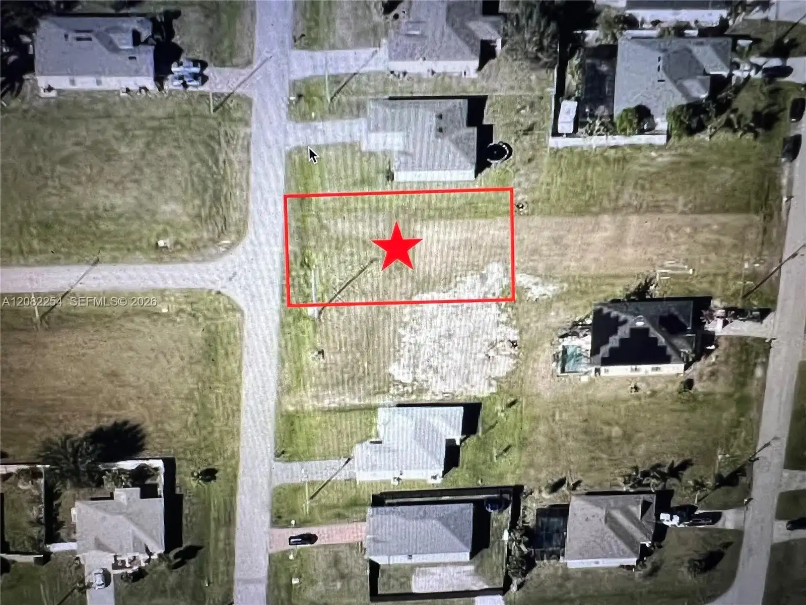 1135 NW 12th Pl, Cape Coral FL 33993