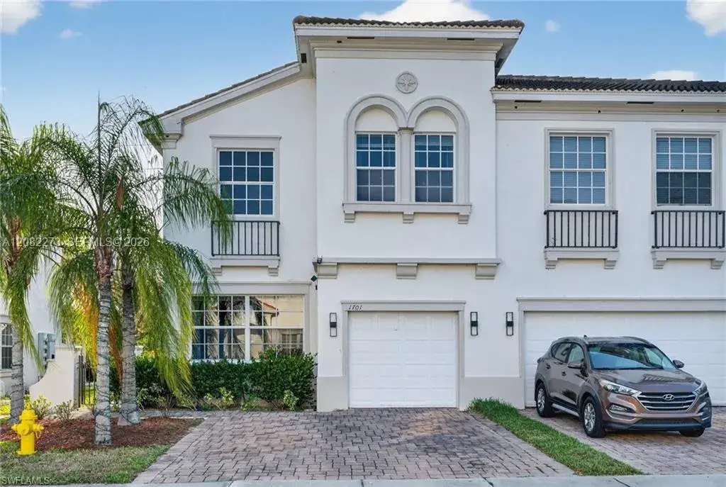 7005 Romana Way # 1701, Naples FL 34119