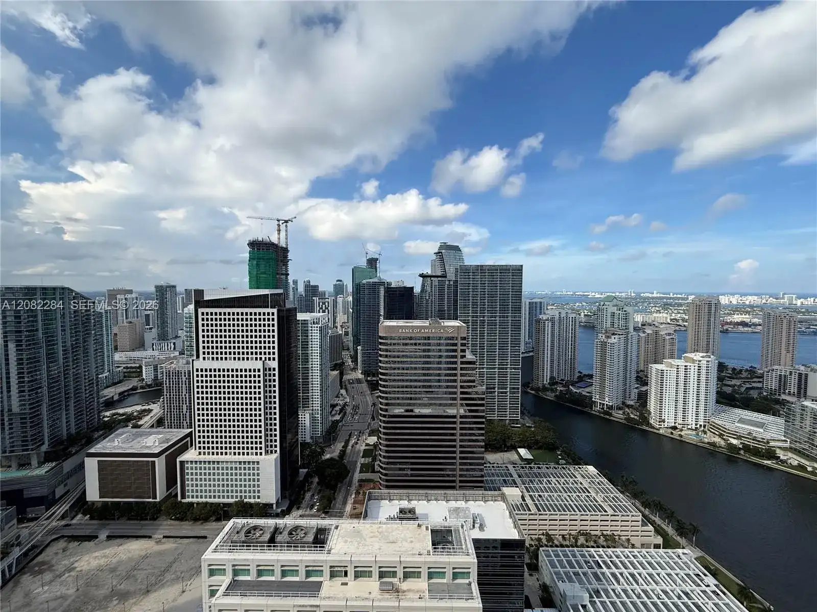 950 Brickell Bay Dr # 5202, Miami FL 33131 photo 4