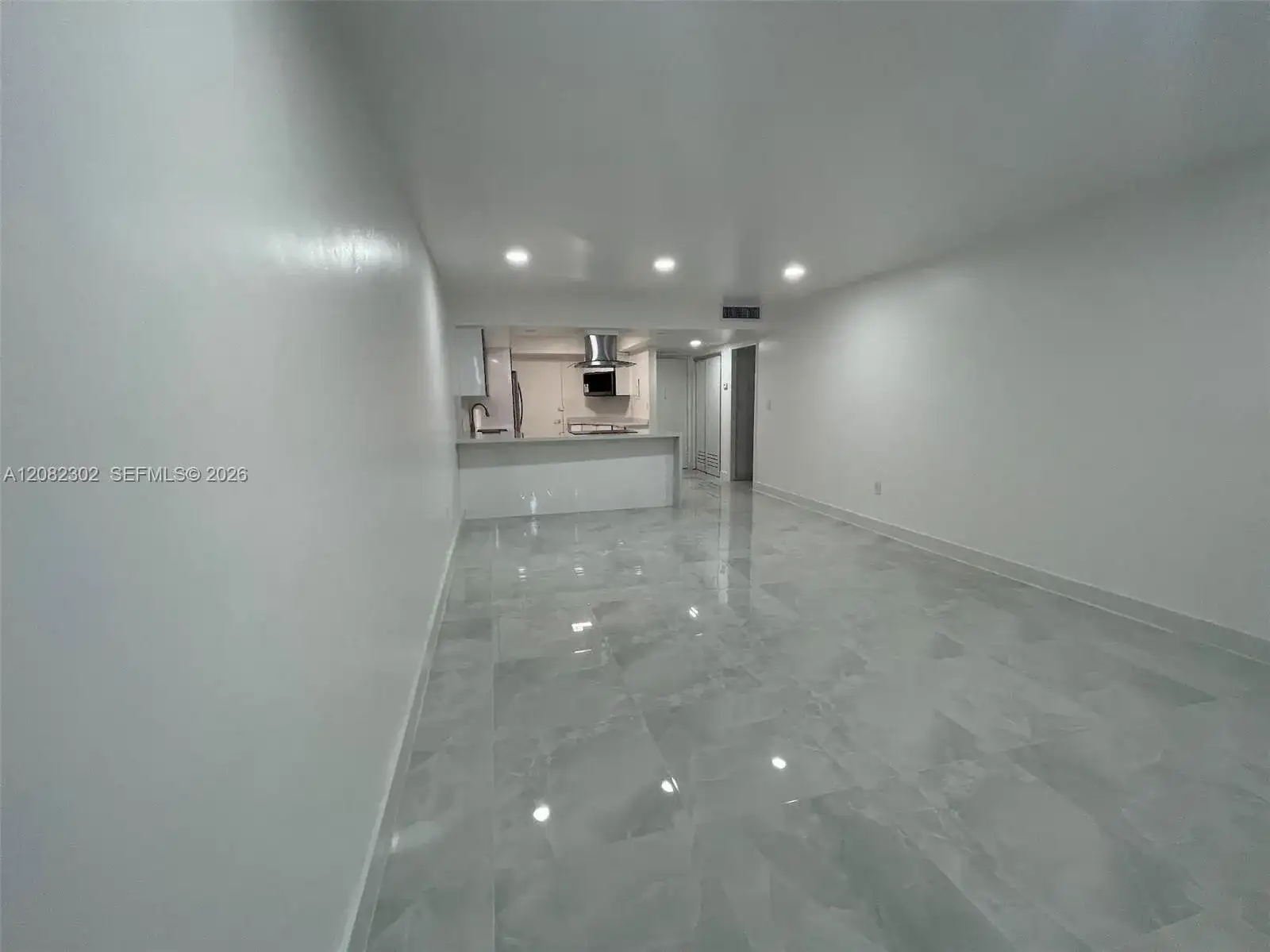 1351 NE Miami Gardens Dr # 1202E, Miami FL 33179 photo 2