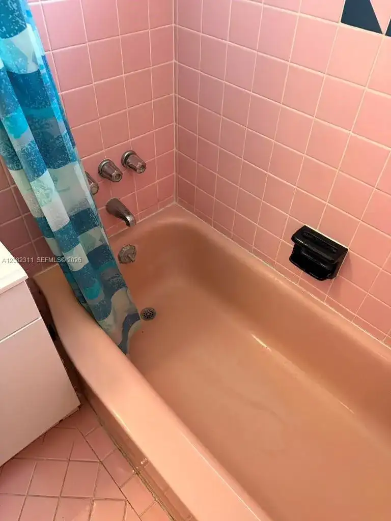 8132 Harding Ave # 9, Miami Beach FL 33141 photo 5