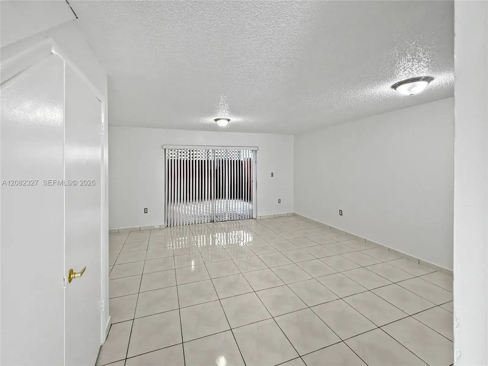 8055 NW 8th St # 3, Miami FL 33126 photo 3
