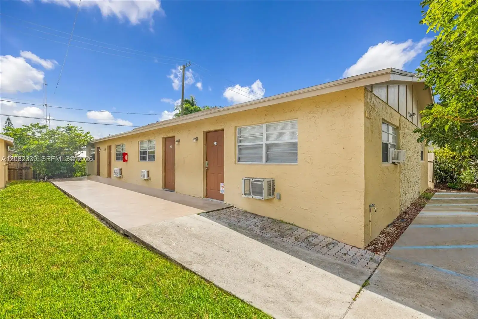 920 S K St, Lake Worth FL 33460 photo 2