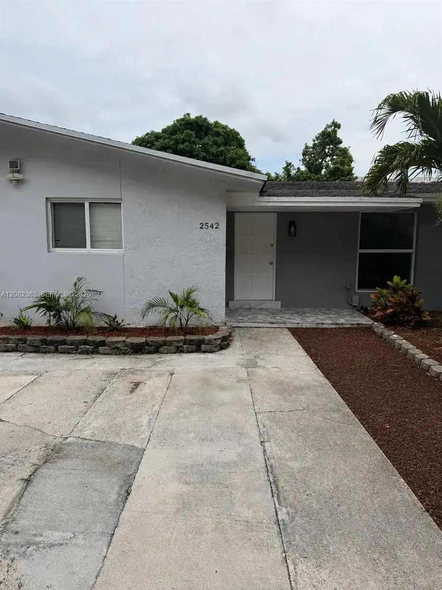 2542 NE 182nd St # 2542, North Miami Beach FL 33160 photo 5