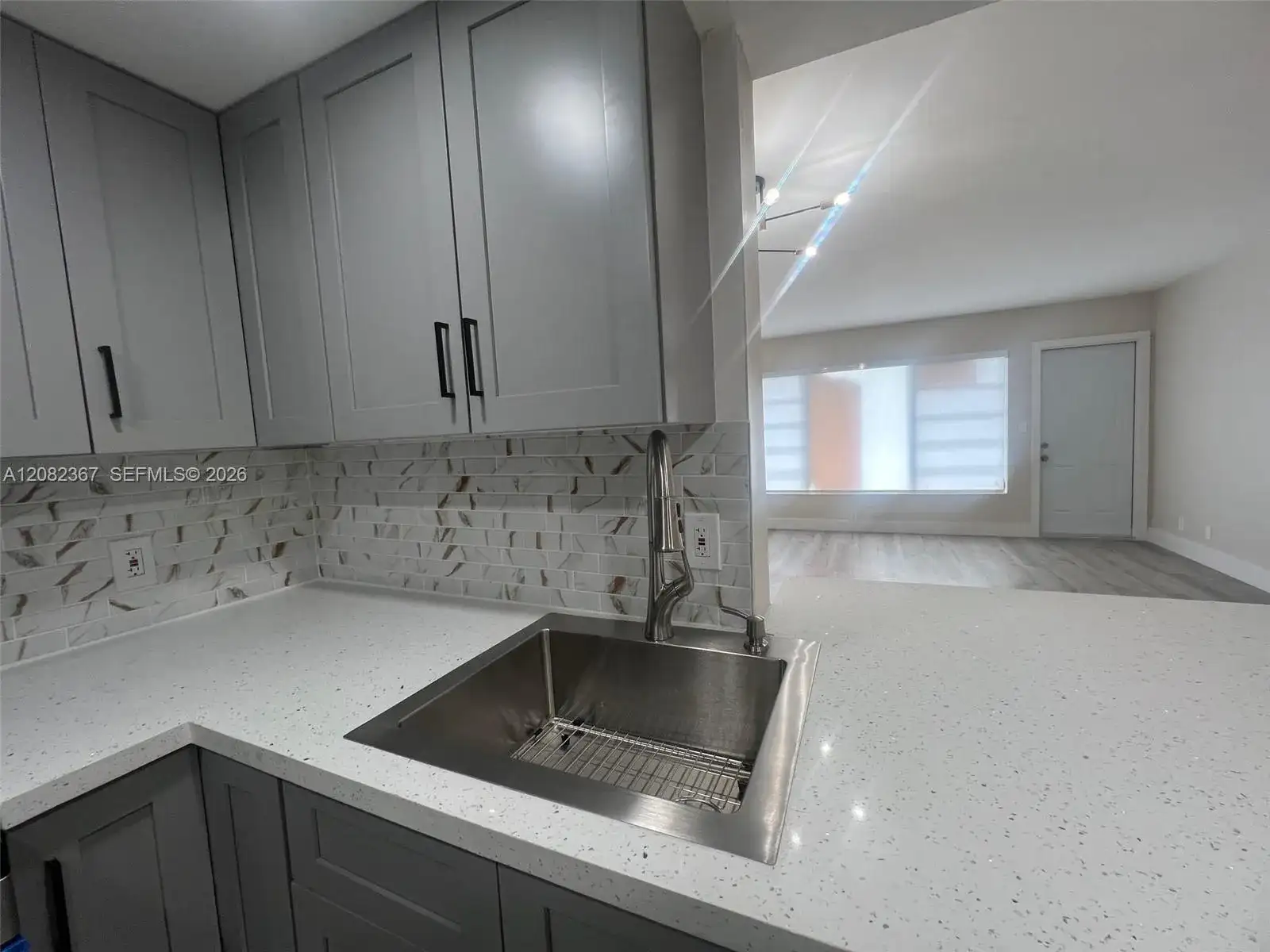 16801 NE 14th Ave # 311, Miami FL 33162 photo 4