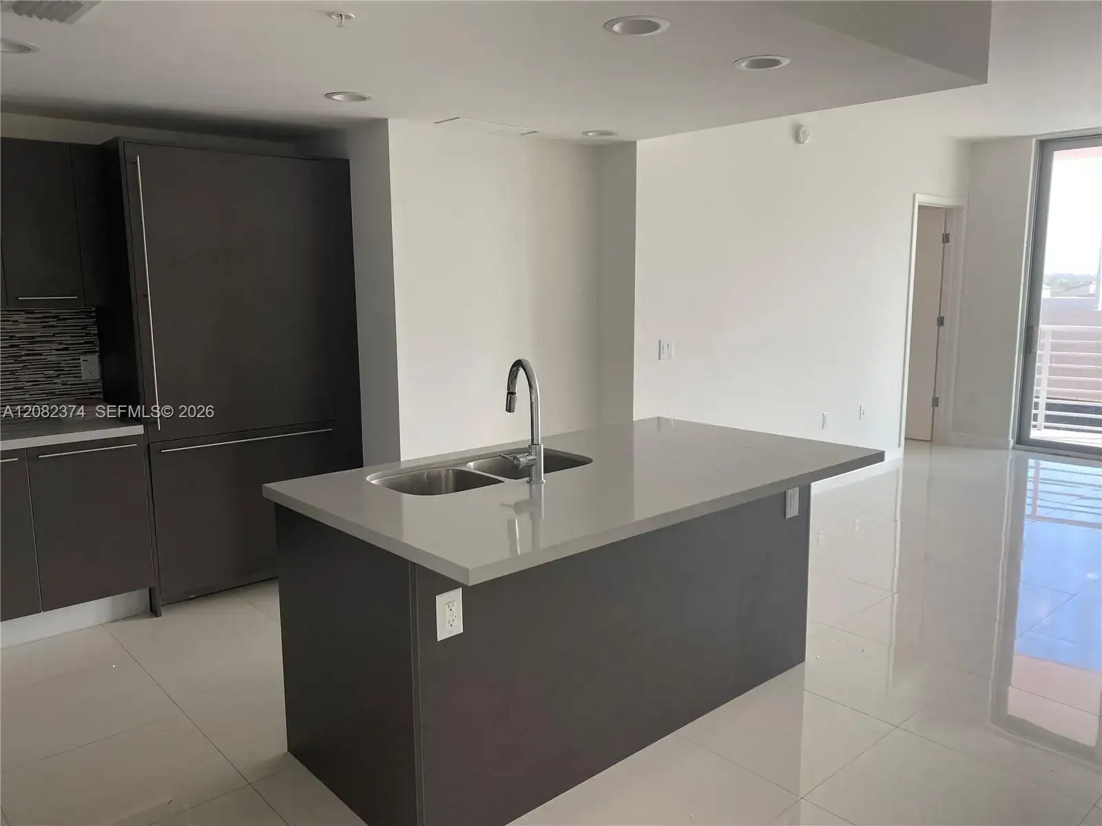 7875 NW 107th Ave # 613, Doral FL 33178 photo 2