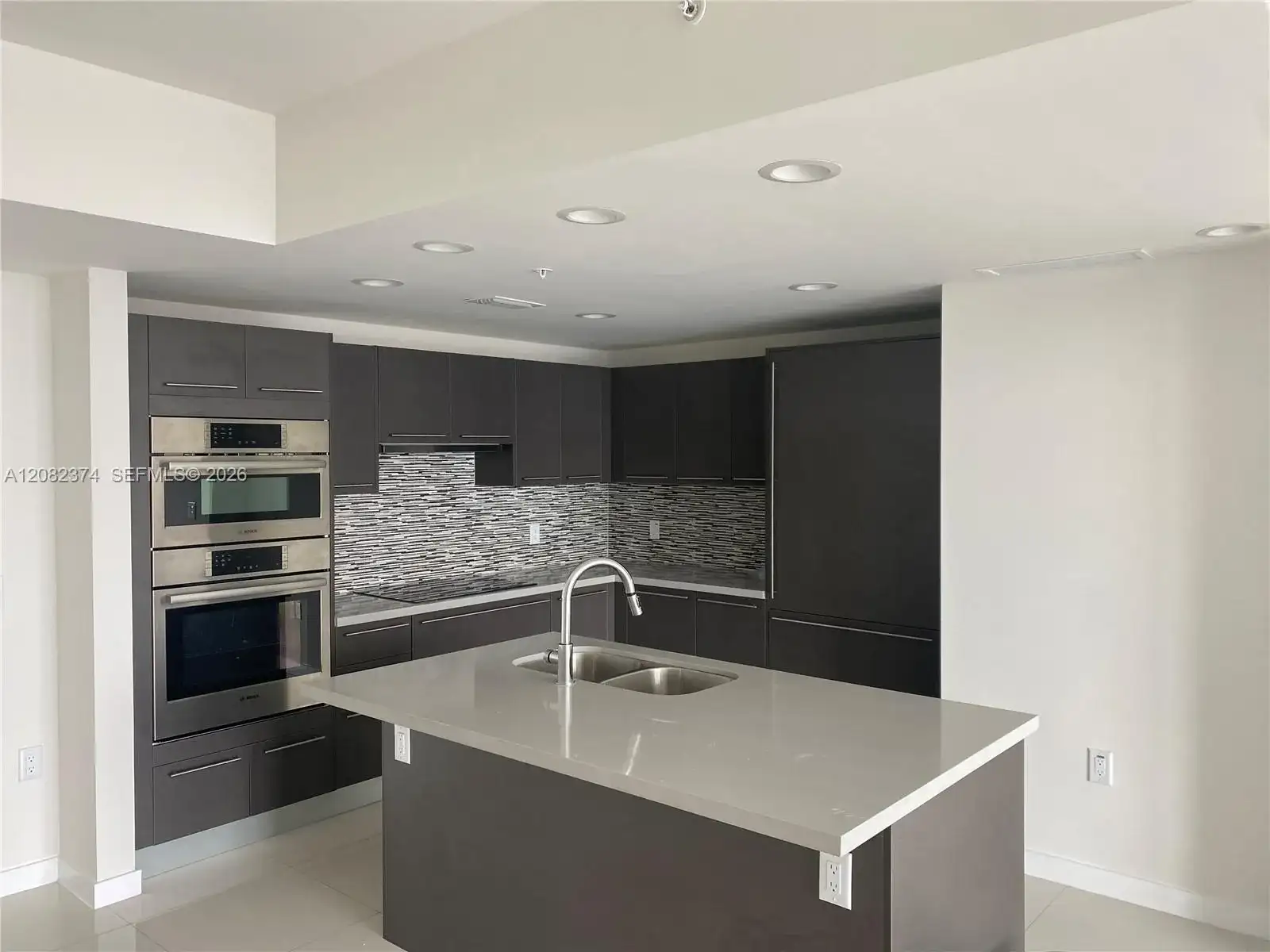 7875 NW 107th Ave # 613, Doral FL 33178 photo 3