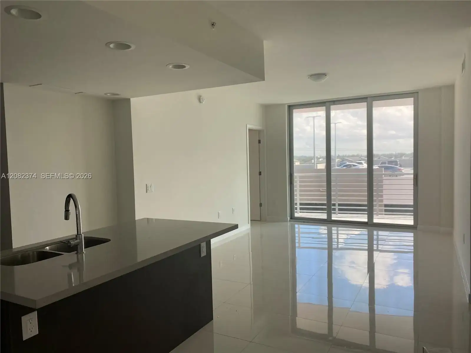 7875 NW 107th Ave # 613, Doral FL 33178 photo 4