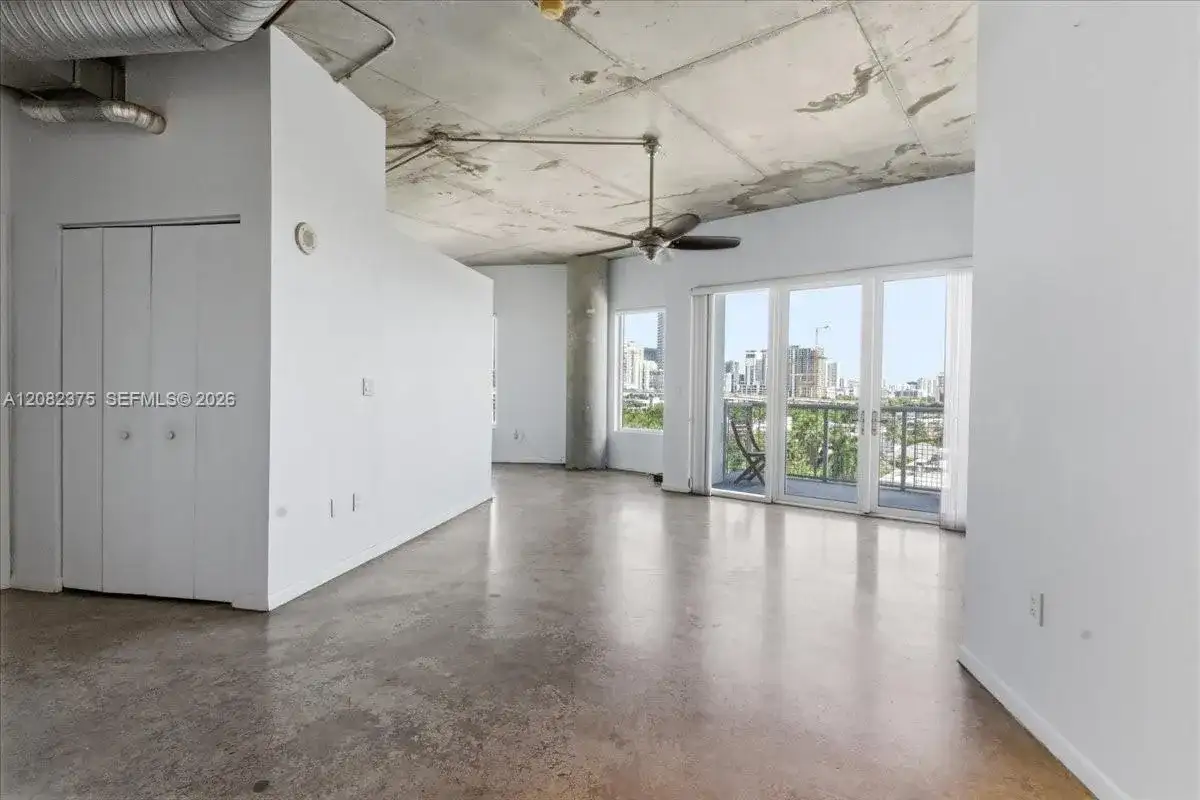 10 SW South River Dr # 806, Miami FL 33130 photo 2
