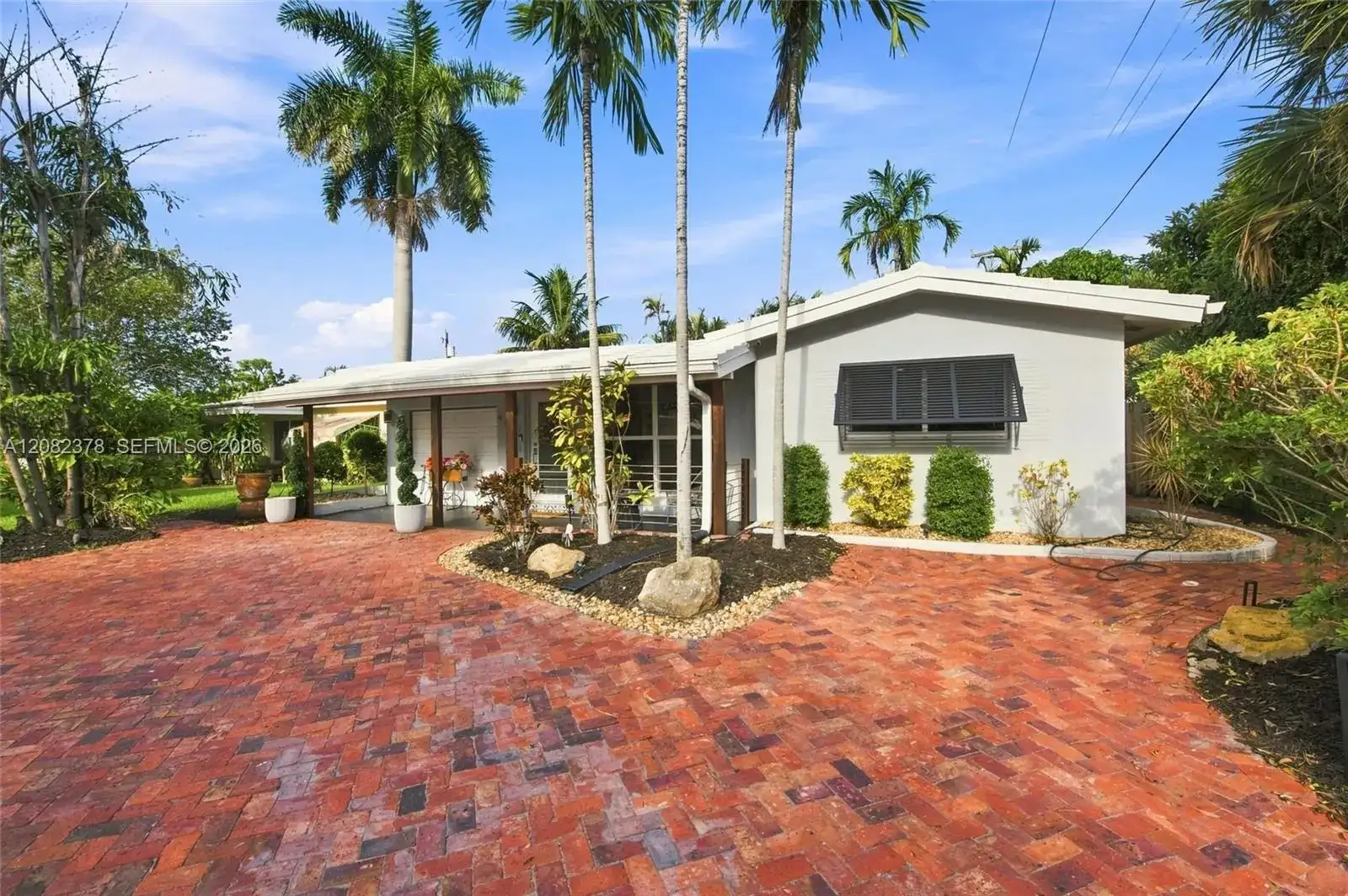 4620 NE 5th Ave, Oakland Park FL 33334 photo 2