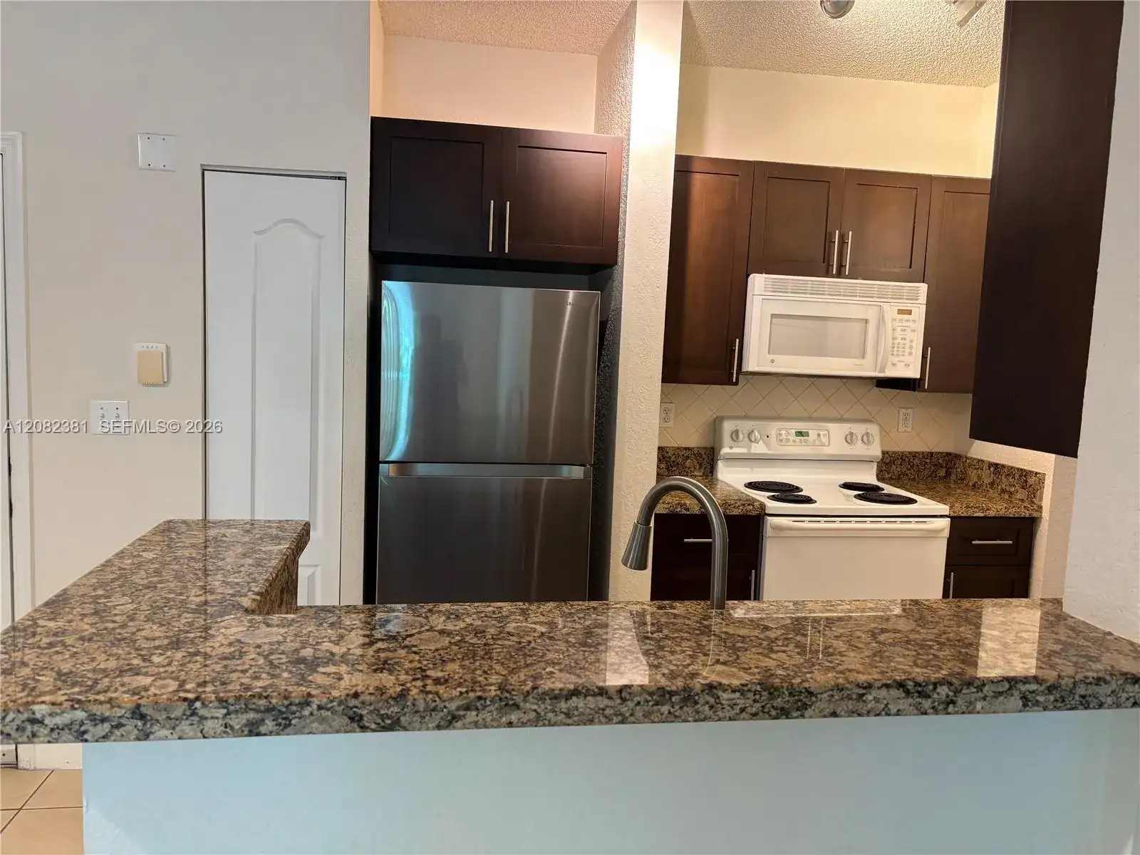 6001 SW 70 ST # 324, South Miami FL 33143 photo 2